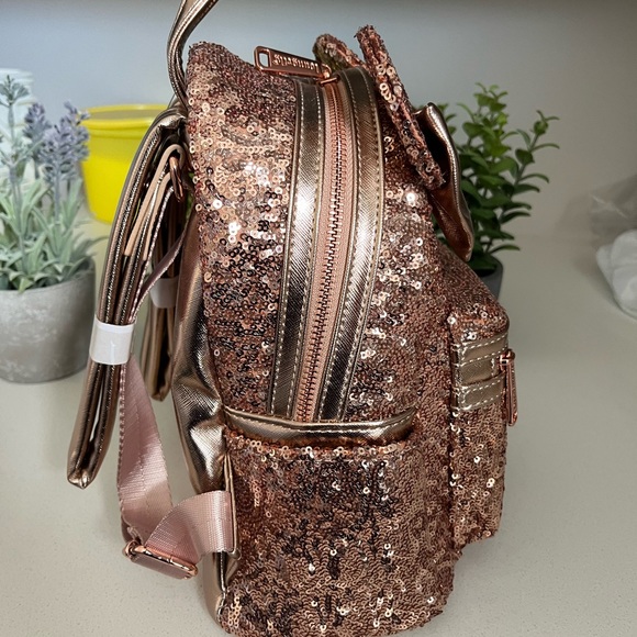 New with tags Disney loungefly rose gold mini backpack - Picture 7 of 10